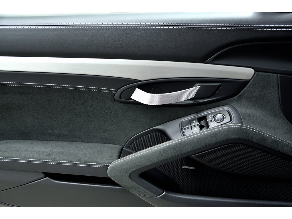 Porsche 718 Cayman GT4 Coupe / LED / Sport Chrono / BOSE 2022 à Laval, Québec - 30 - w1024h768px