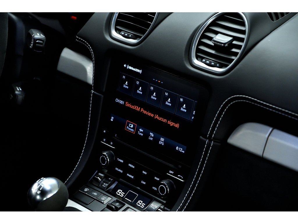 Porsche 718 Cayman GT4 Coupe / LED / Sport Chrono / BOSE 2022 à Laval, Québec - 33 - w1024h768px