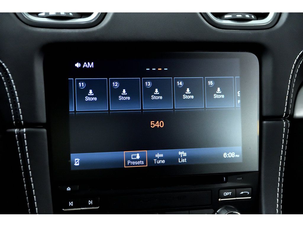 2022 Porsche 718 Cayman GT4 Coupe / LED / Sport Chrono / BOSE in Laval, Quebec - 23 - w1024h768px