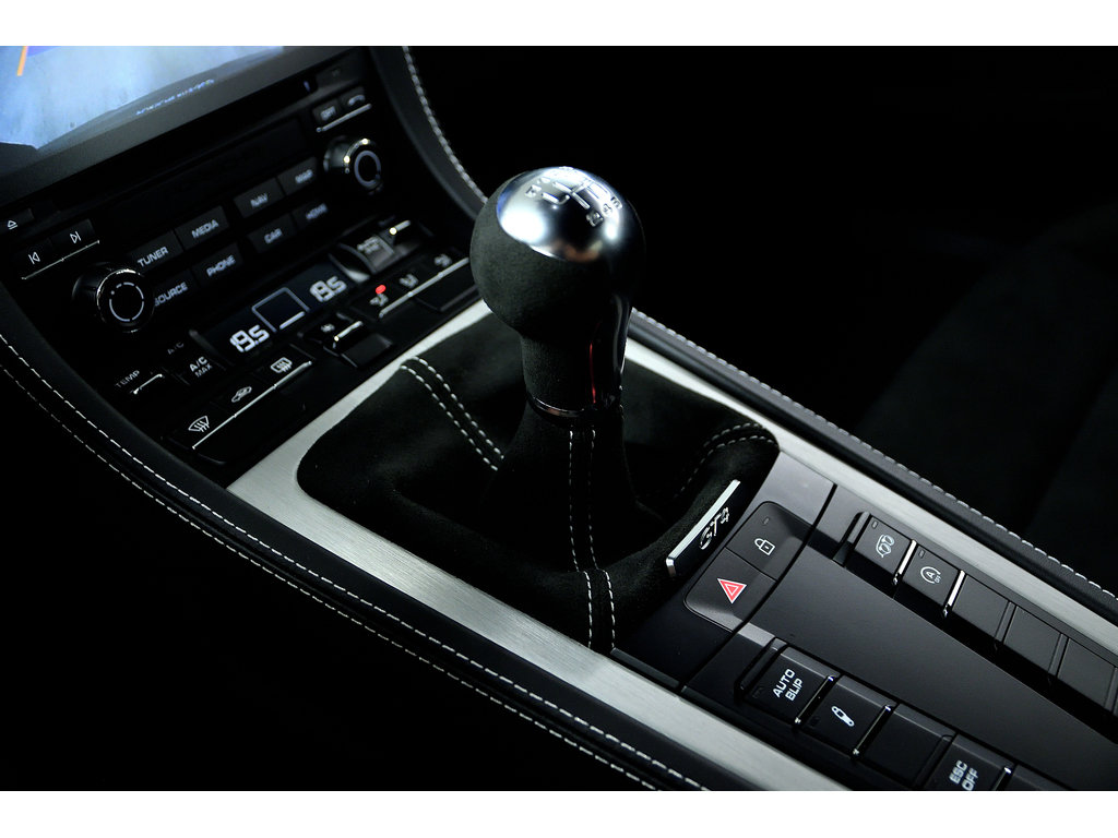 2022 Porsche 718 Cayman GT4 Coupe / LED / Sport Chrono / BOSE in Laval, Quebec - 26 - w1024h768px