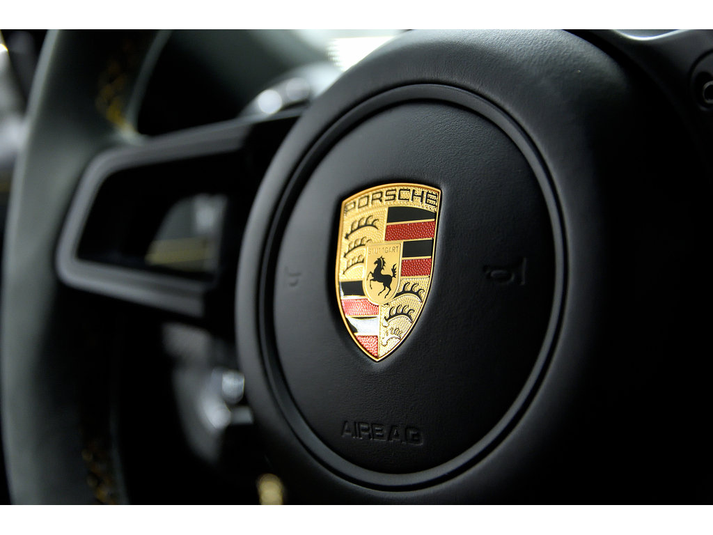 Porsche 718 Cayman GT4 RS / Weissach Package / Magnesium Wheels 2023 à Laval, Québec - 24 - w1024h768px