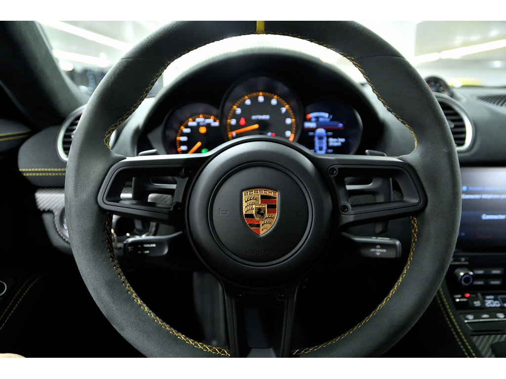 Porsche 718 Cayman GT4 RS / Weissach Package / Magnesium Wheels 2023 à Laval, Québec - 26 - w1024h768px