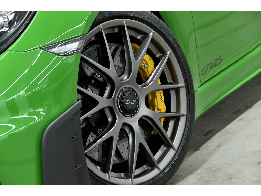 Porsche 718 Cayman GT4 RS / Weissach Package / Magnesium Wheels 2023 à Laval, Québec - 3 - w1024h768px