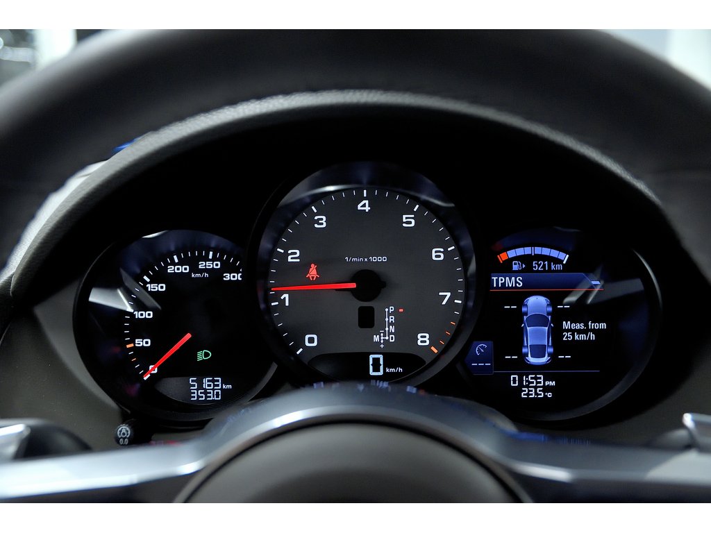 2024 Porsche 718 Cayman Premium Package / Sport Exhaust / BOSE in Laval, Quebec - 14 - w1024h768px