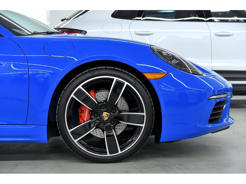 2024 Porsche 718 Cayman Premium Package / Sport Exhaust / BOSE in Laval, Quebec - 6 - w1024h768px
