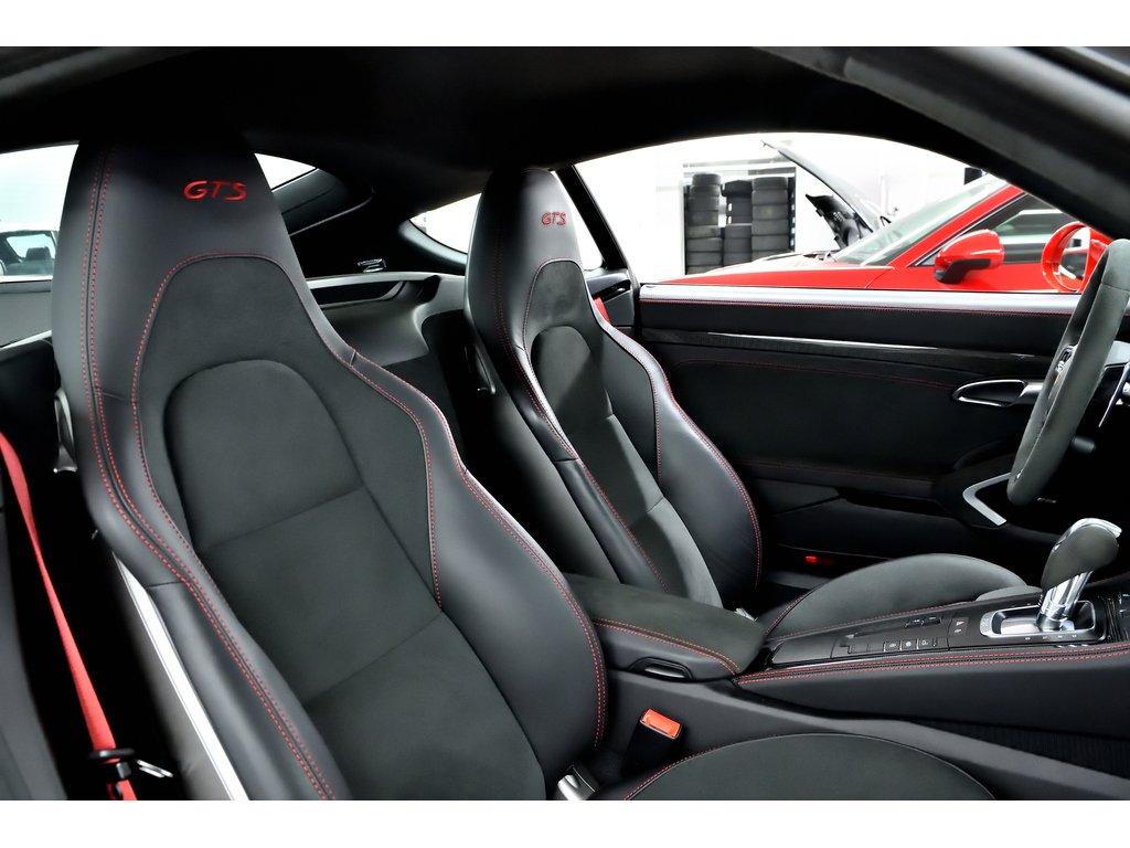 Porsche 718 Cayman GTS 4.0 Coupe / Premium Package / BOSE 2024 à Laval, Québec - 34 - w1024h768px