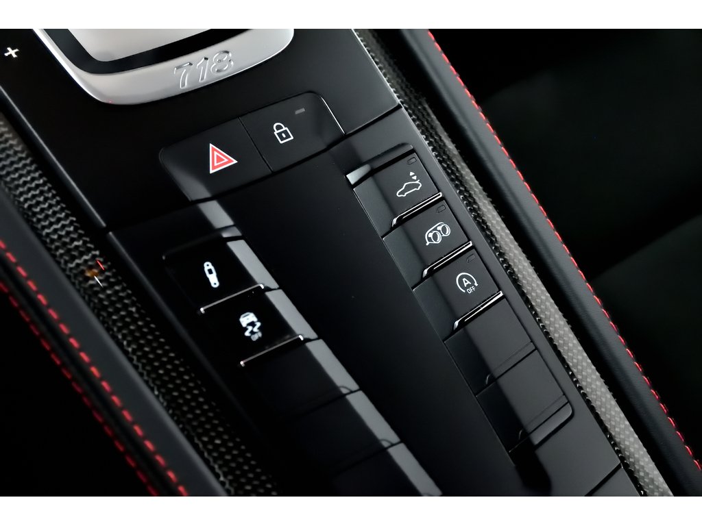 Porsche 718 Cayman GTS 4.0 Coupe / Premium Package / BOSE 2024 à Laval, Québec - 27 - w1024h768px