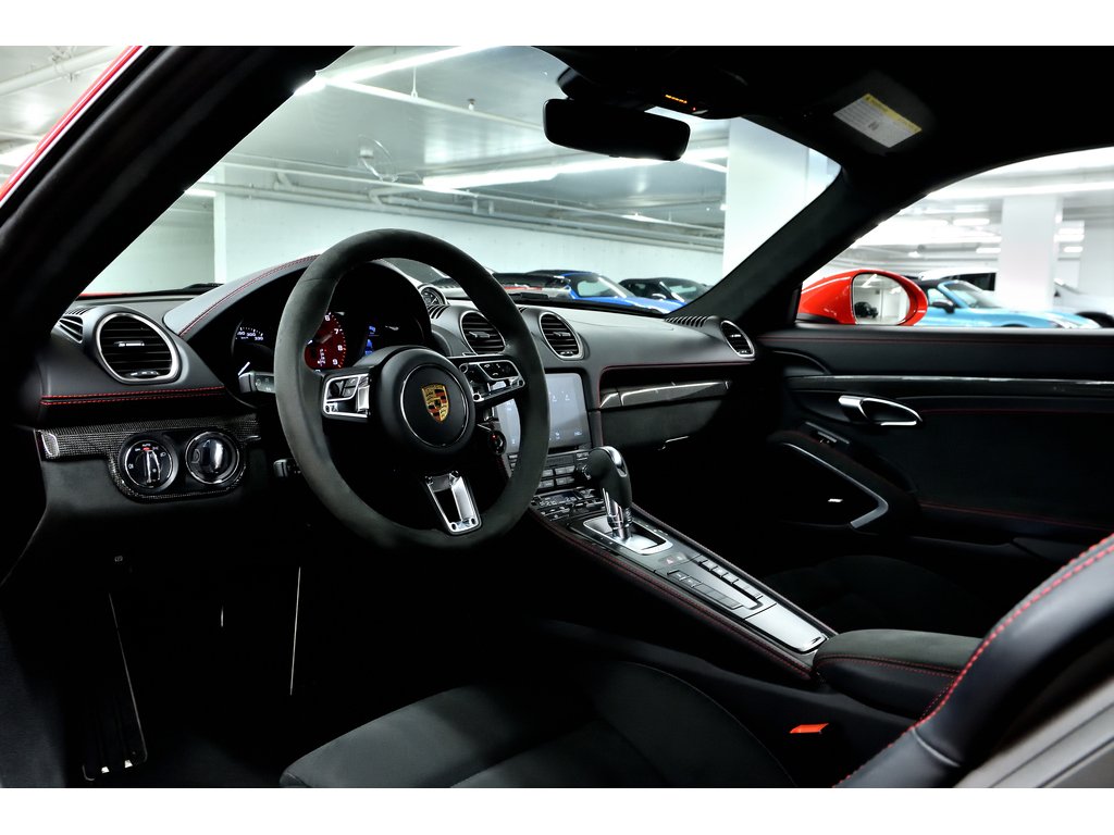 Porsche 718 Cayman GTS 4.0 Coupe / Premium Package / BOSE 2024 à Laval, Québec - 11 - w1024h768px