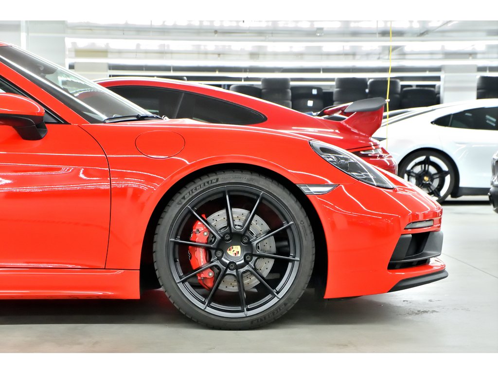 Porsche 718 Cayman GTS 4.0 Coupe / Premium Package / BOSE 2024 à Laval, Québec - 9 - w1024h768px