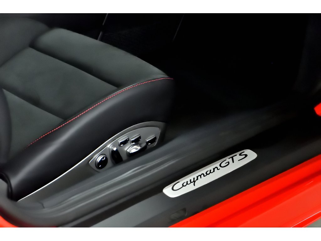Porsche 718 Cayman GTS 4.0 Coupe / Premium Package / BOSE 2024 à Laval, Québec - 33 - w1024h768px