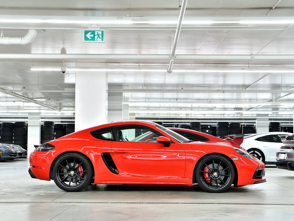 Porsche 718 Cayman GTS 4.0 Coupe / Premium Package / BOSE 2024 à Laval, Québec - 2 - w1024h768px