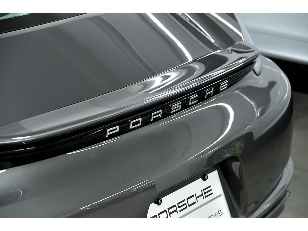 Porsche 718 Cayman Manual 6 speed / Premium Package / Sport Exhaust 2024 à Laval, Québec - 30 - w1024h768px