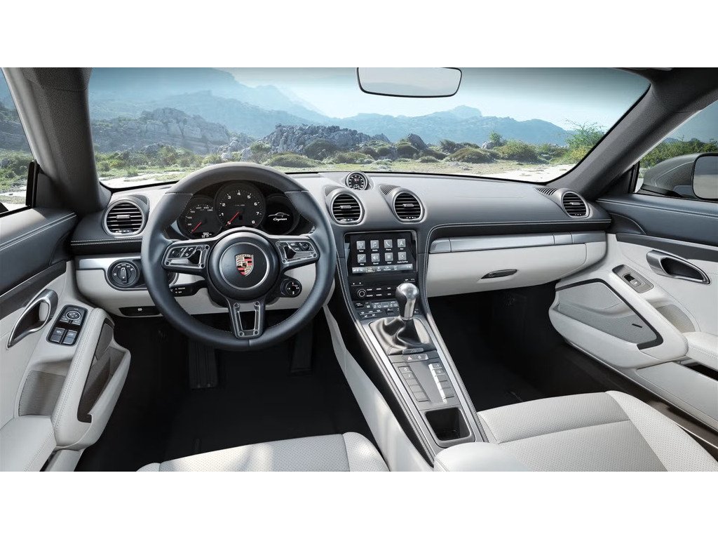 2024 Porsche 718 Cayman Manual 6 speed / Premium Package / Sport Exhaust in Laval, Quebec - 5 - w1024h768px