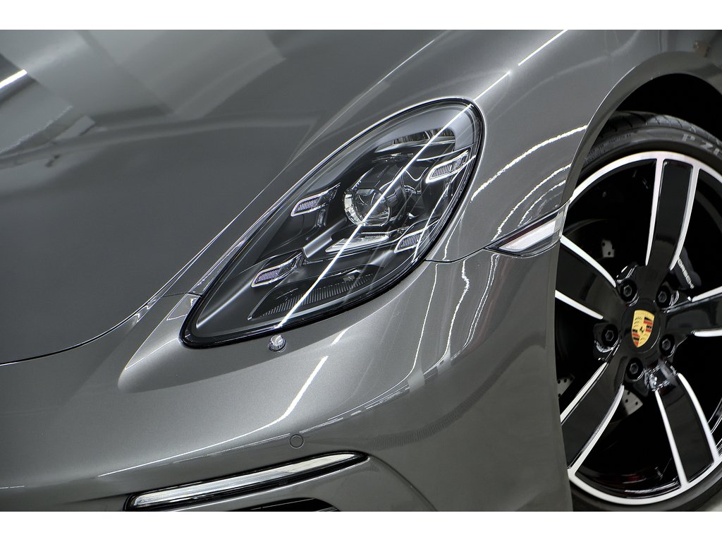 Porsche 718 Cayman Manual 6 speed / Premium Package / Sport Exhaust 2024 à Laval, Québec - 7 - w1024h768px