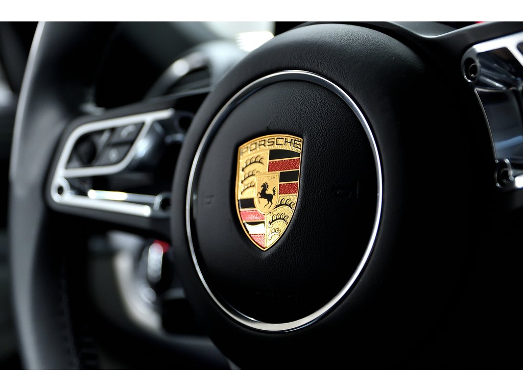 Porsche 718 Cayman Manual 6 speed / Premium Package / Sport Exhaust 2024 à Laval, Québec - 18 - w1024h768px