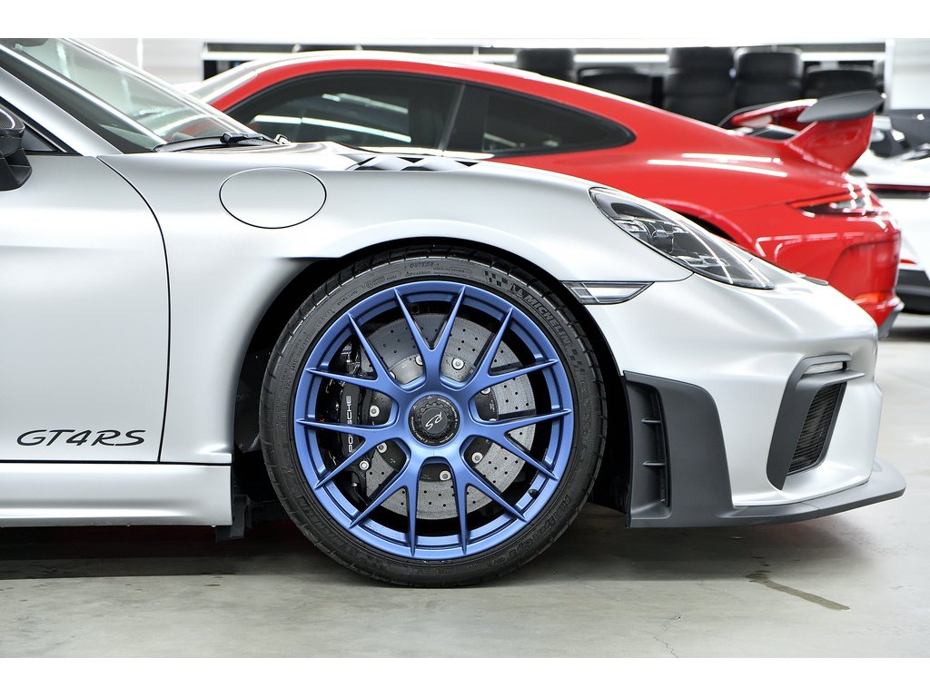 Porsche 718 Cayman GT4 RS Coupe / Weissach / Magnesium Wheels / PCCBs 2024 à Laval, Québec - 9 - w1024h768px