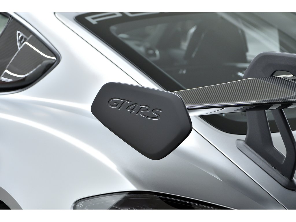 Porsche 718 Cayman GT4 RS Coupe / Weissach / Magnesium Wheels / PCCBs 2024 à Laval, Québec - 44 - w1024h768px