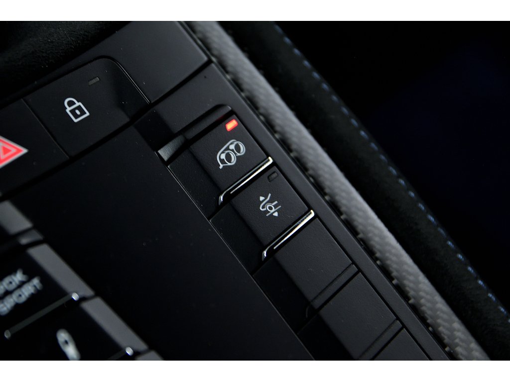 Porsche 718 Cayman GT4 RS Coupe / Weissach / Magnesium Wheels / PCCBs 2024 à Laval, Québec - 24 - w1024h768px