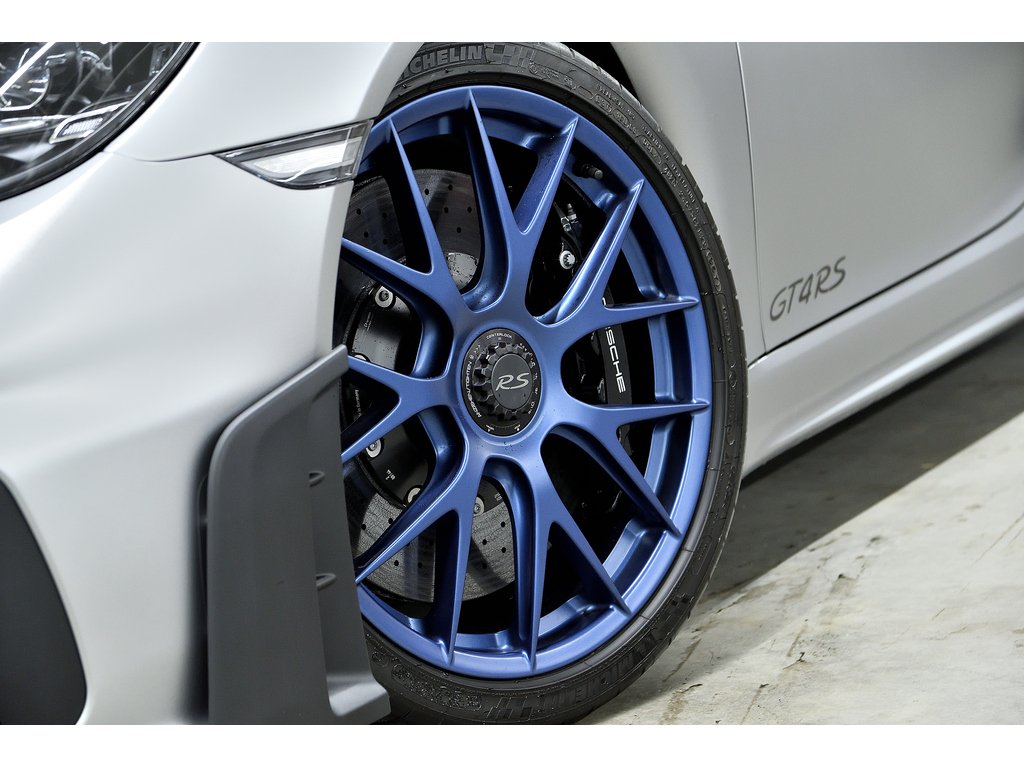 Porsche 718 Cayman GT4 RS Coupe / Weissach / Magnesium Wheels / PCCBs 2024 à Laval, Québec - 8 - w1024h768px