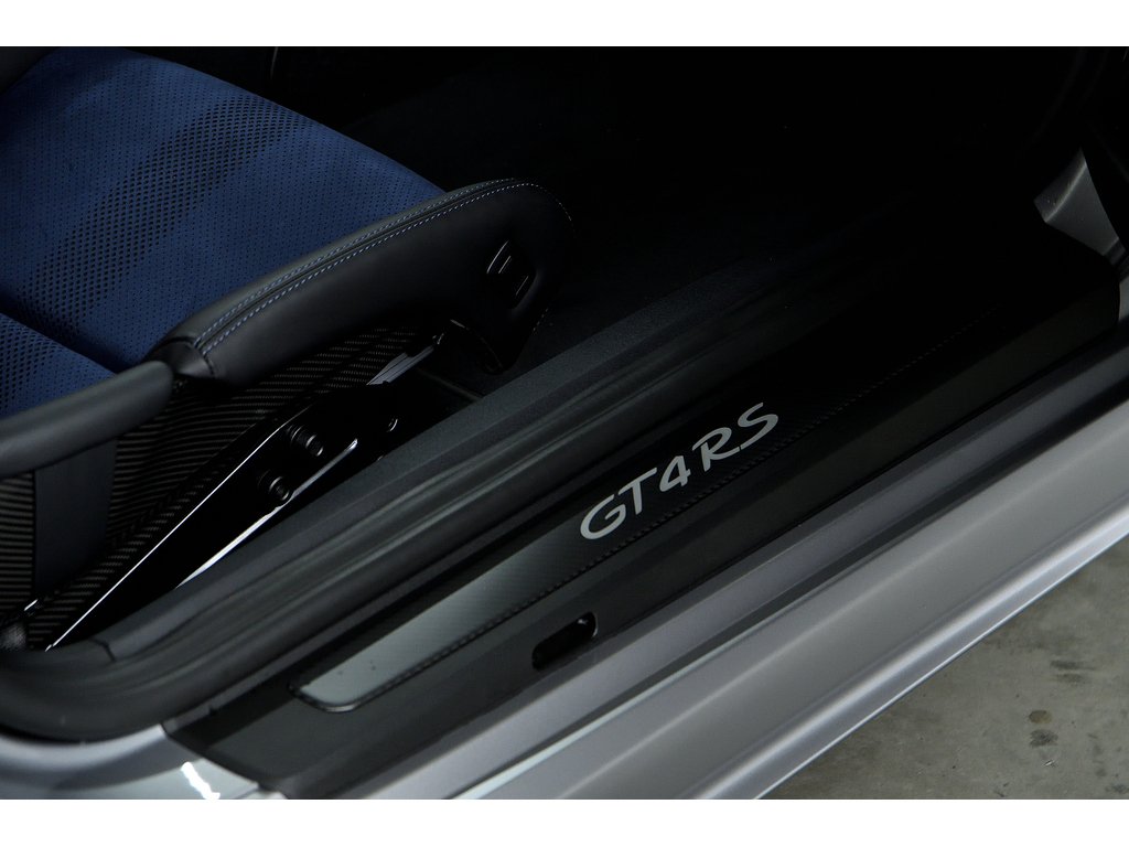 Porsche 718 Cayman GT4 RS Coupe / Weissach / Magnesium Wheels / PCCBs 2024 à Laval, Québec - 37 - w1024h768px