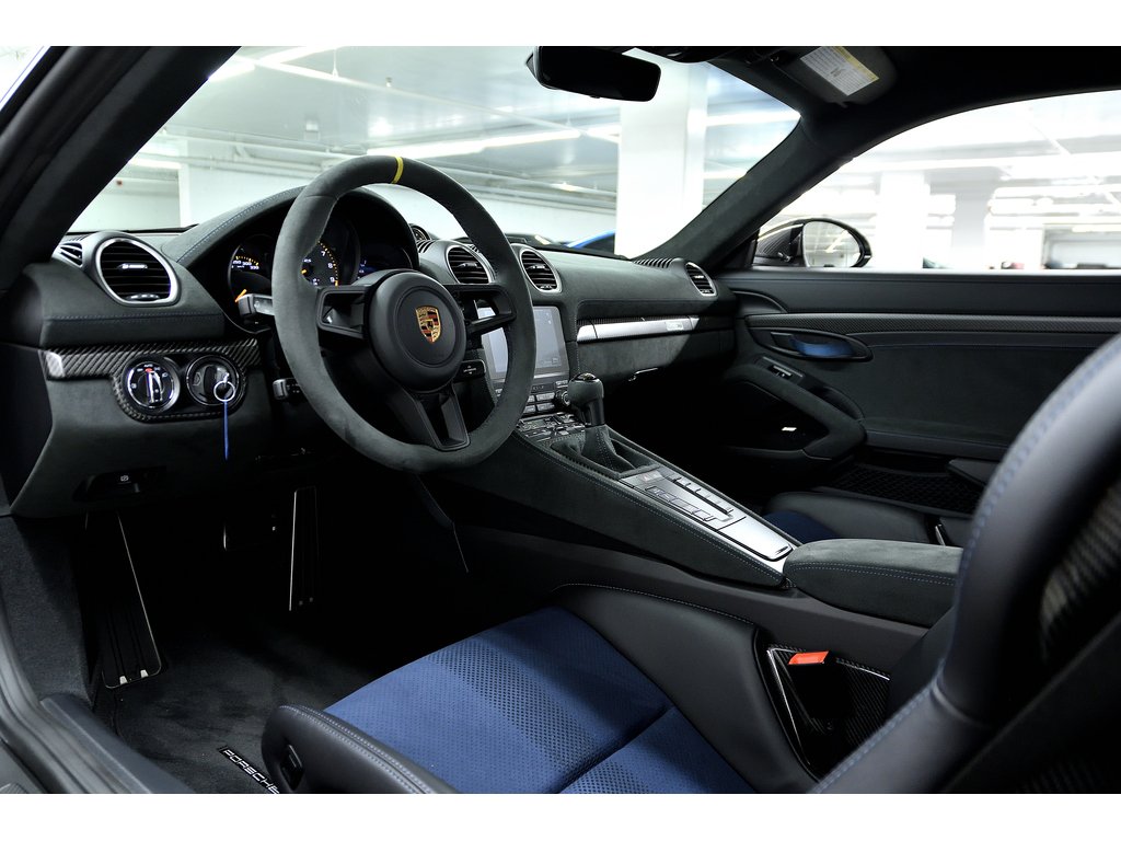 Porsche 718 Cayman GT4 RS Coupe / Weissach / Magnesium Wheels / PCCBs 2024 à Laval, Québec - 13 - w1024h768px