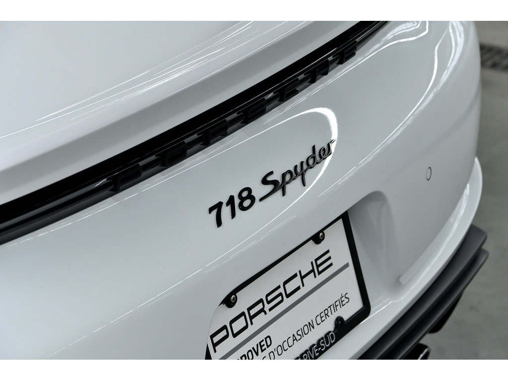 2020 Porsche 718 Spyder Transmission Manuelle / BOSE in Laval, Quebec - 8 - w1024h768px