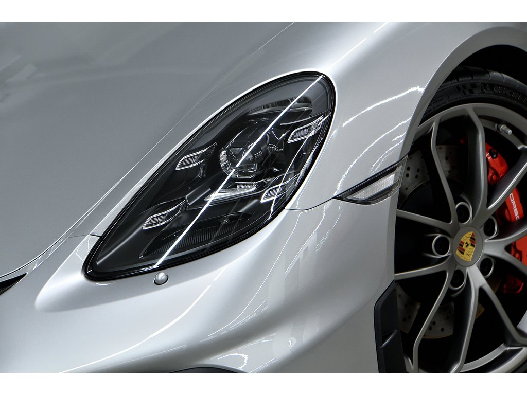 Porsche 718 Spyder Manual 6 speed / Spyder Classic Pack / BOSE 2020 à Laval, Québec - 8 - w1024h768px