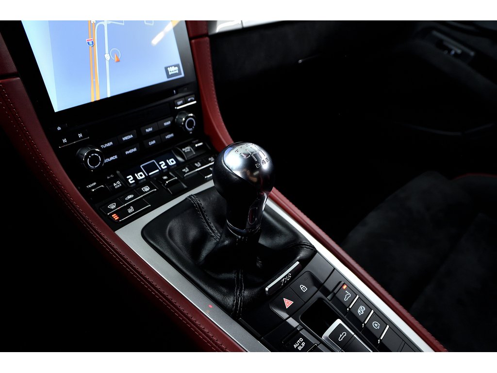 2020 Porsche 718 Spyder Manual 6 speed / Spyder Classic Pack / BOSE in Laval, Quebec - 25 - w1024h768px