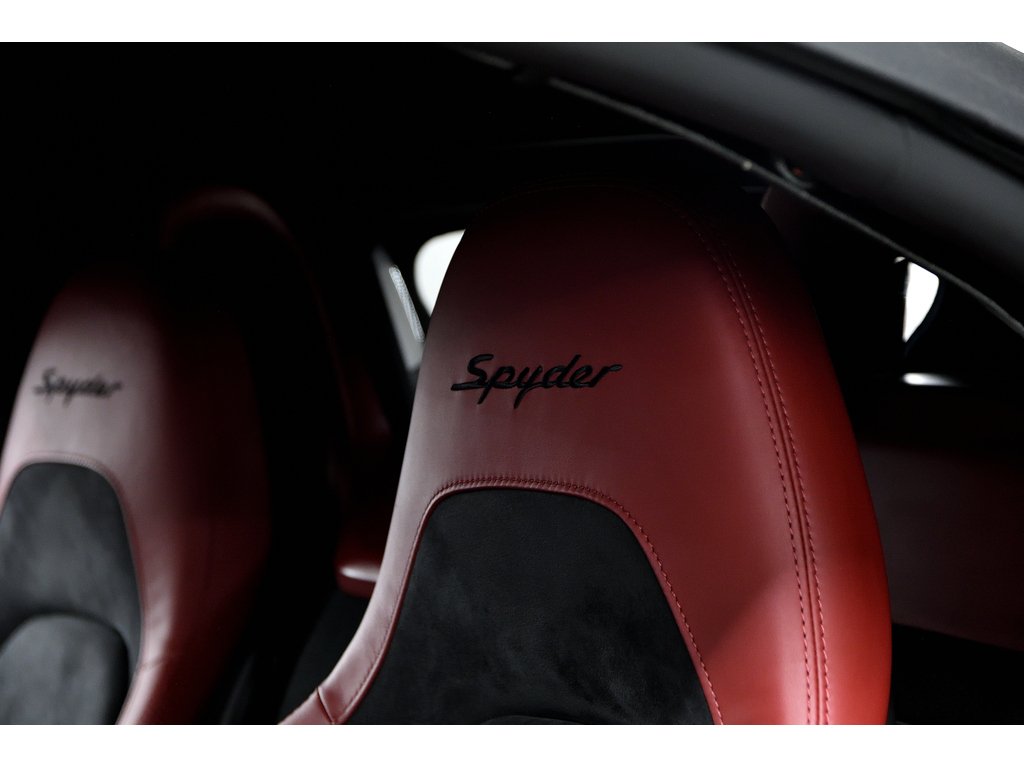 Porsche 718 Spyder Manual 6 speed / Spyder Classic Pack / BOSE 2020 à Laval, Québec - 17 - w1024h768px
