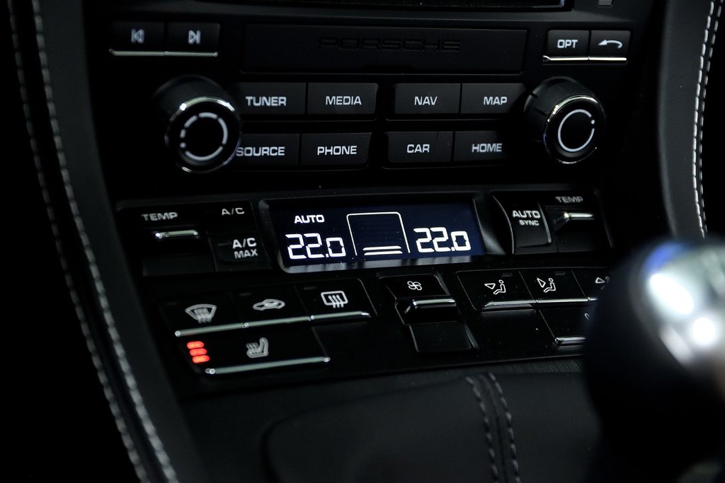 Porsche 718 Spyder  2021 à Laval, Québec - 26 - w1024h768px