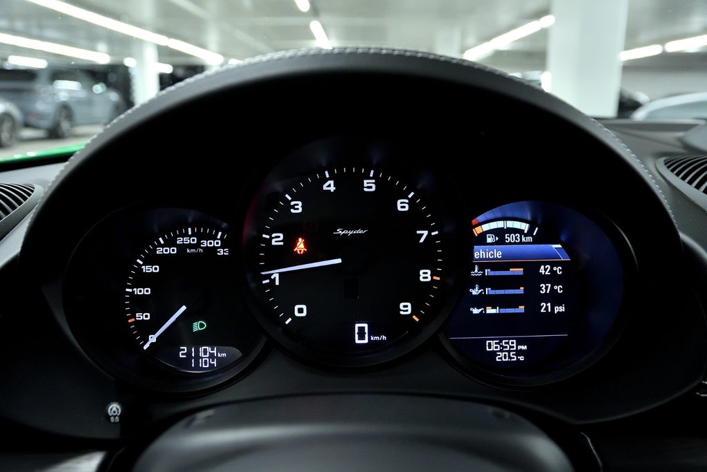 Porsche 718 Spyder  2021 à Laval, Québec - 21 - w1024h768px