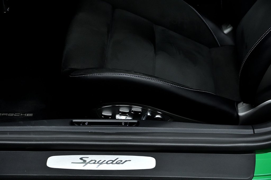 Porsche 718 Spyder  2021 à Laval, Québec - 18 - w1024h768px