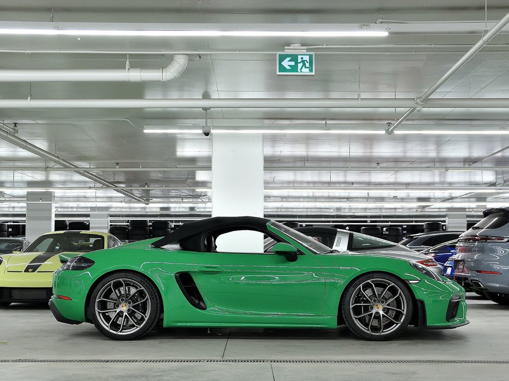 Porsche 718 Spyder  2021 à Laval, Québec - 10 - w1024h768px