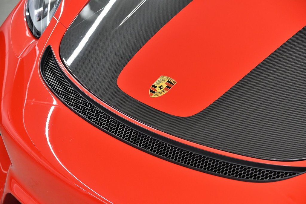 Porsche 718 Spyder RS 2024 à Laval, Québec - 9 - w1024h768px