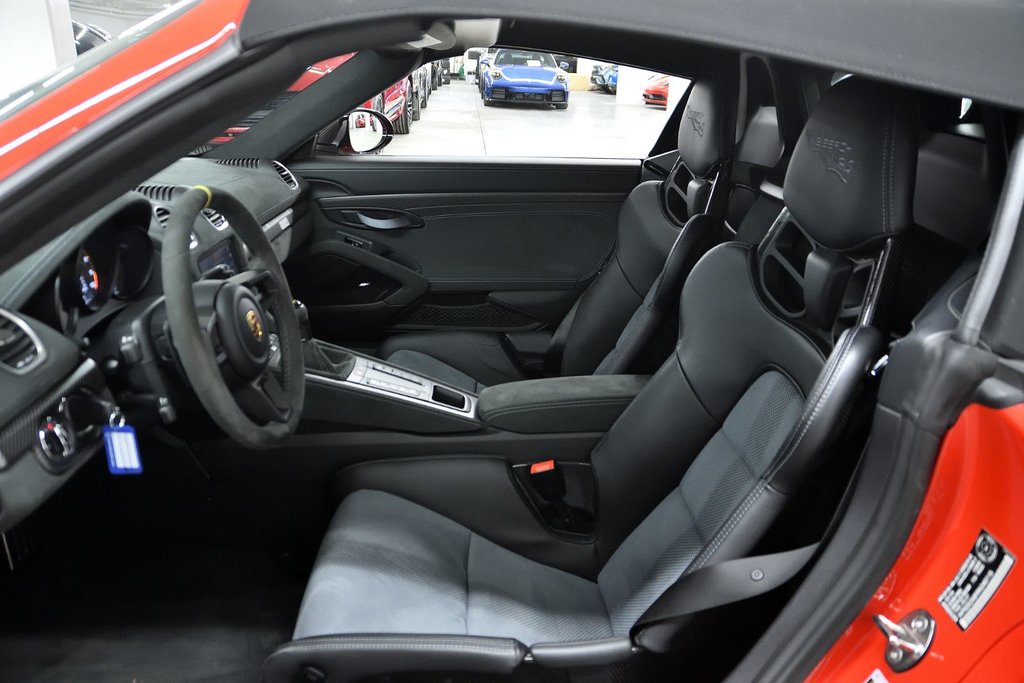 Porsche 718 Spyder RS 2024 à Laval, Québec - 16 - w1024h768px