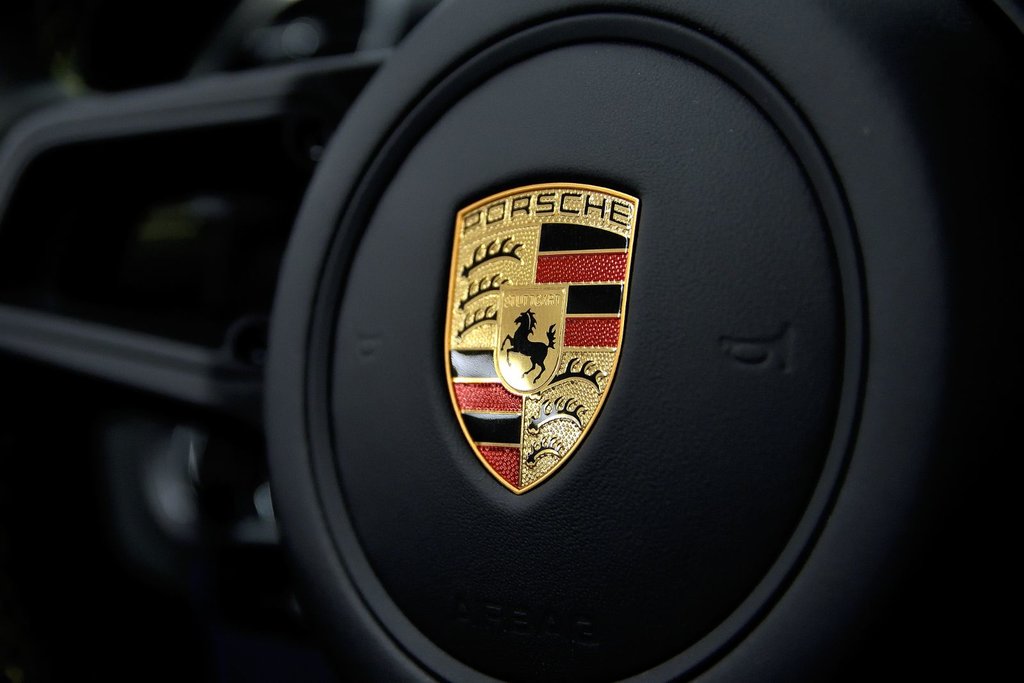 Porsche 718 Spyder RS 2024 à Laval, Québec - 22 - w1024h768px