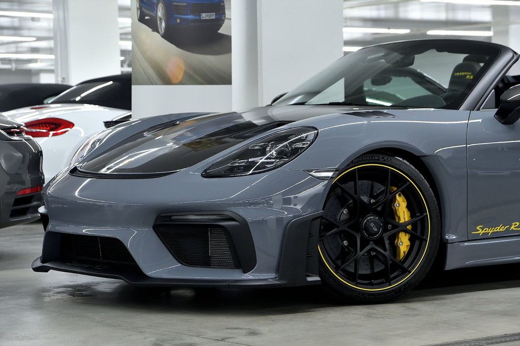 Porsche 718 Spyder RS 2024 à Laval, Québec - 9 - w1024h768px