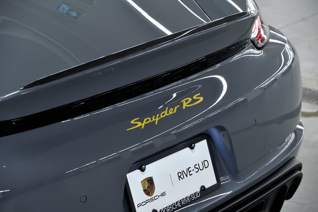Porsche 718 Spyder RS 2024 à Laval, Québec - 5 - w1024h768px