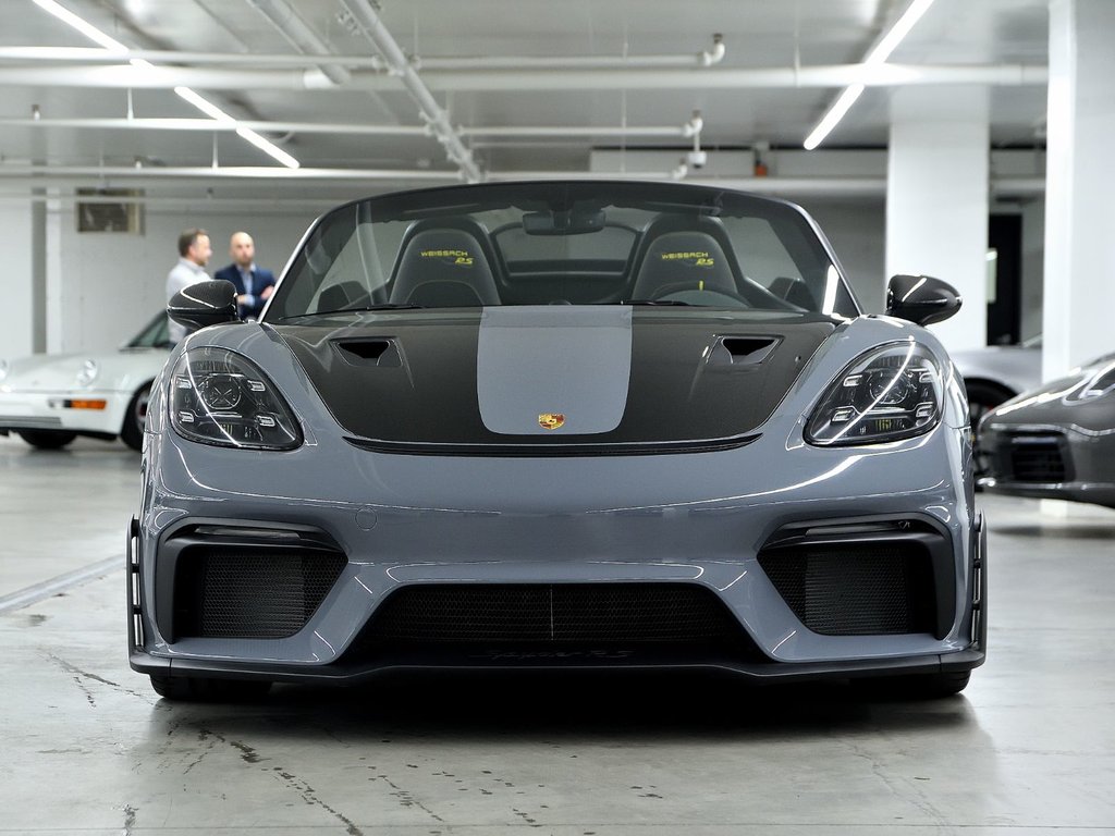 Porsche 718 Spyder RS 2024 à Laval, Québec - 6 - w1024h768px