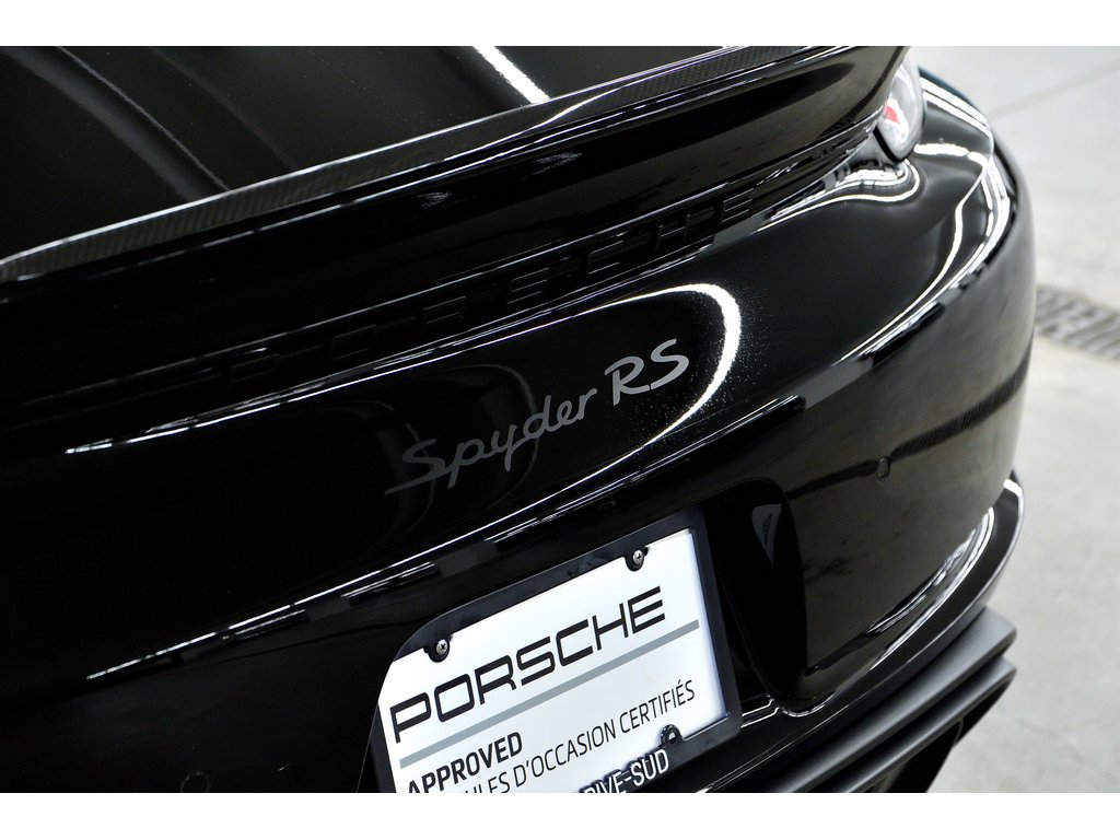 Porsche 718 Spyder Weissach Package / PCCBs / BOSE / 18 ways seats 2025 à Laval, Québec - 52 - w1024h768px