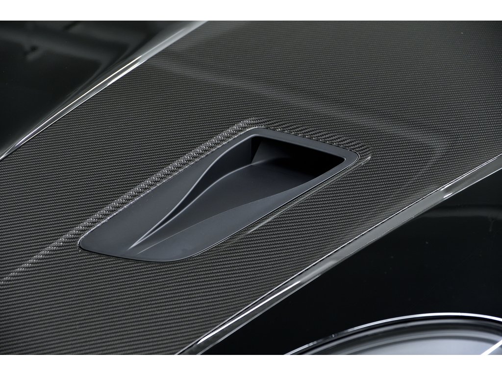 Porsche 718 Spyder Weissach Package / PCCBs / BOSE / 18 ways seats 2025 à Laval, Québec - 13 - w1024h768px