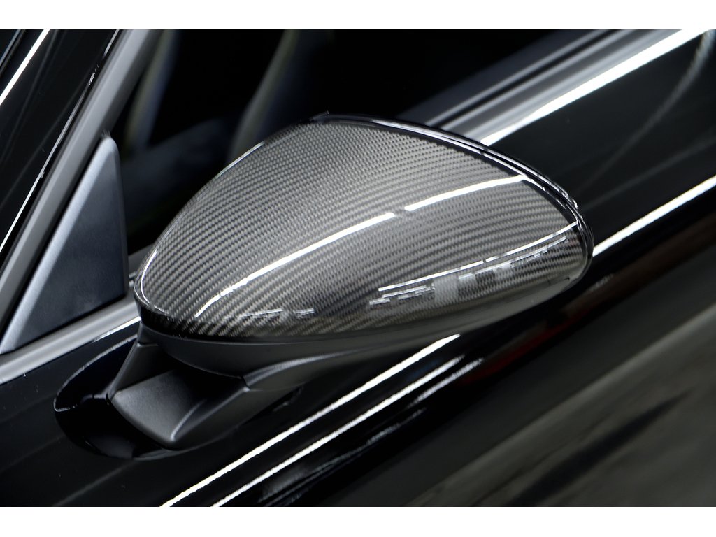 Porsche 718 Spyder Weissach Package / PCCBs / BOSE / 18 ways seats 2025 à Laval, Québec - 15 - w1024h768px