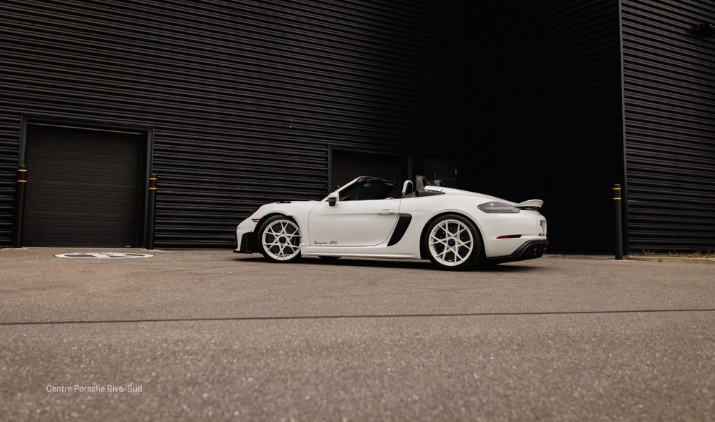 Porsche 718 Spyder RS 2025 à Laval, Québec - 4 - w1024h768px