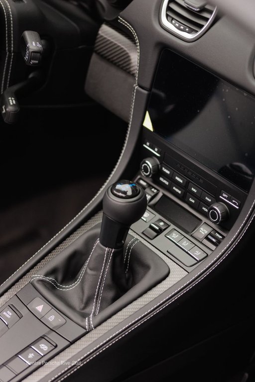 Porsche 718 Spyder RS 2025 à Laval, Québec - 15 - w1024h768px