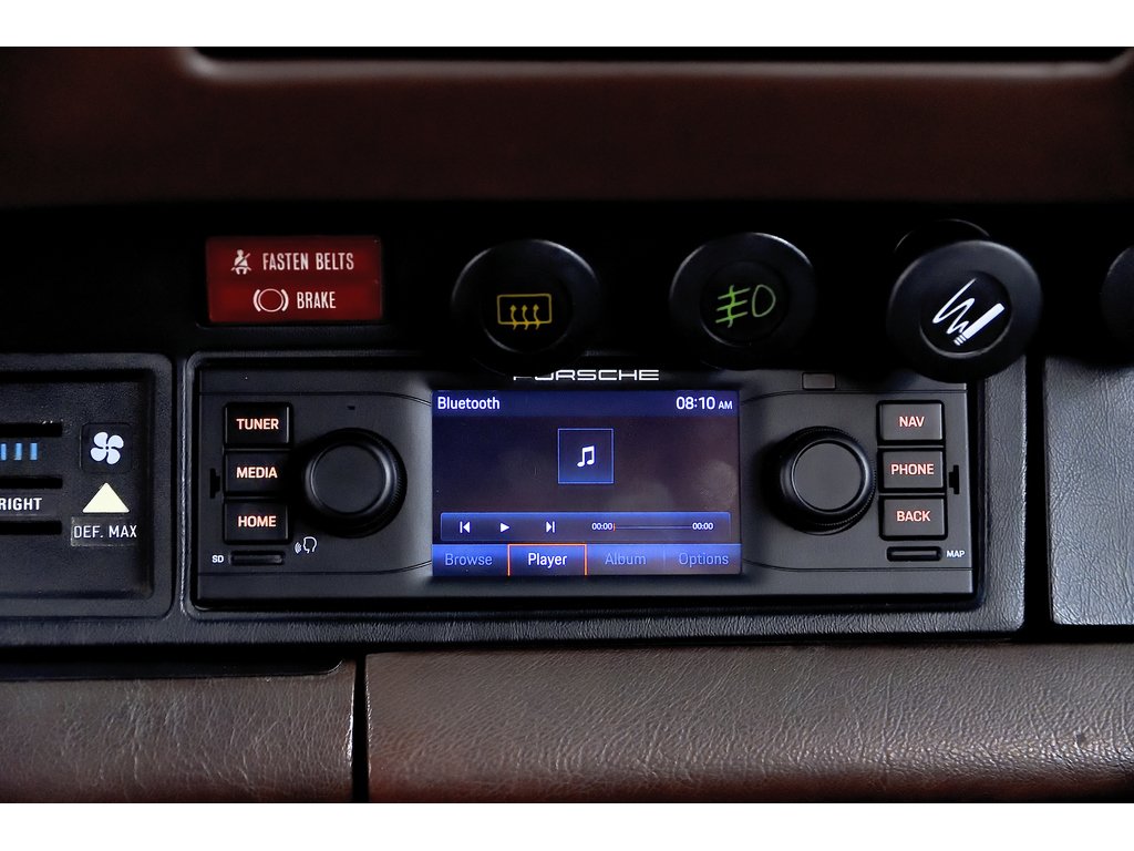 1981 Porsche 911 2dr Coupe / SC / 100% Restaured in Laval, Quebec - 51 - w1024h768px