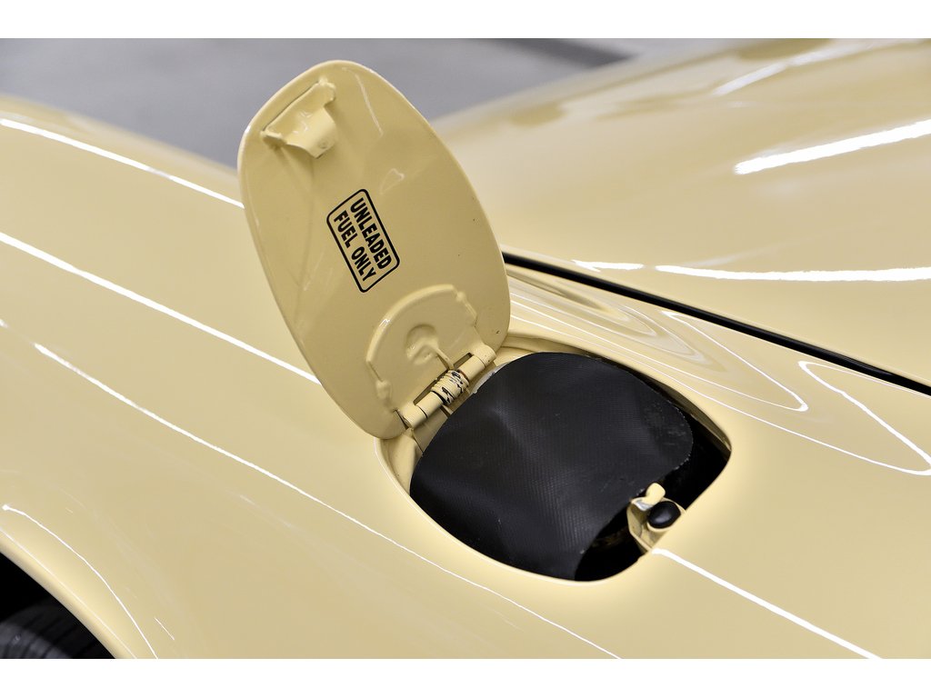 1981 Porsche 911 2dr Coupe / SC / 100% Restaured in Laval, Quebec - 78 - w1024h768px