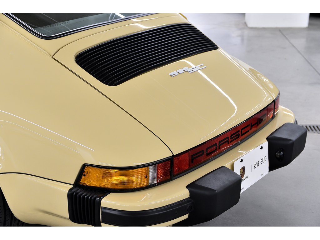 1981 Porsche 911 2dr Coupe / SC / 100% Restaured in Laval, Quebec - 13 - w1024h768px
