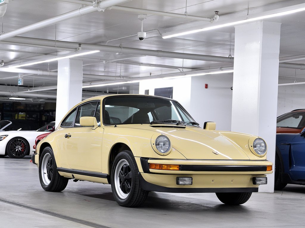 1981 Porsche 911 2dr Coupe / SC / 100% Restaured in Laval, Quebec - 68 - w1024h768px