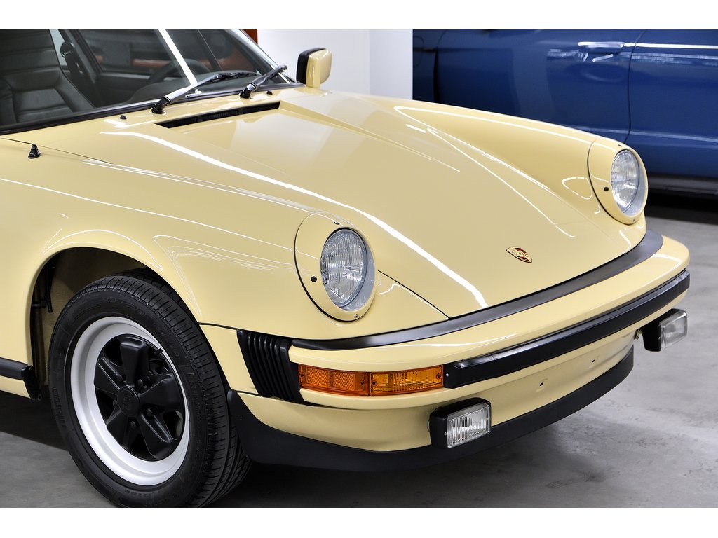 1981 Porsche 911 2dr Coupe / SC / 100% Restaured in Laval, Quebec - 69 - w1024h768px