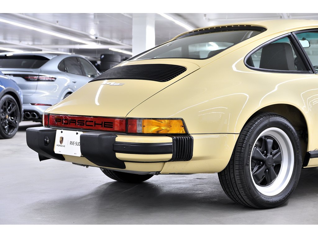 1981 Porsche 911 2dr Coupe / SC / 100% Restaured in Laval, Quebec - 17 - w1024h768px